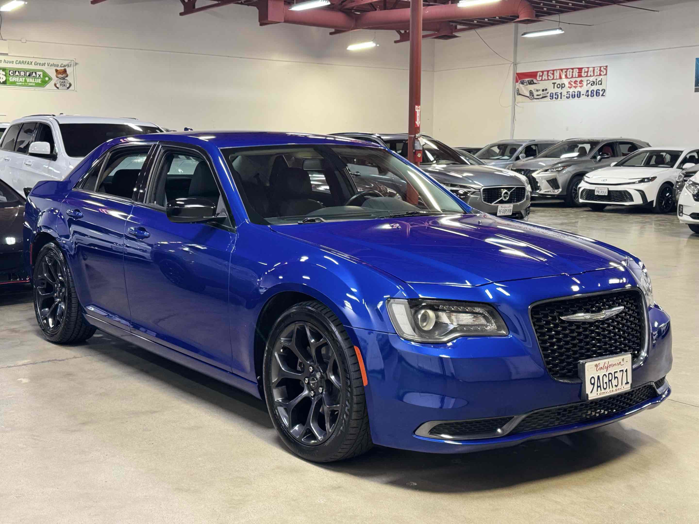 Used 2019 Chrysler 300 Touring w/ Sport Appearance Package image 73