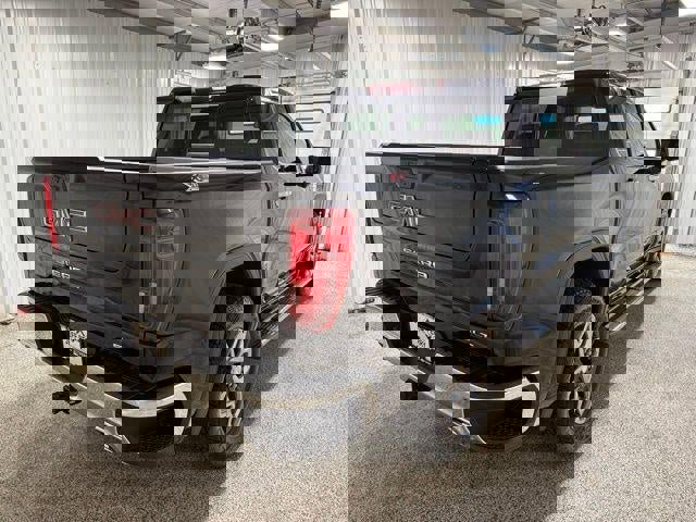 Used 2023 GMC Sierra 1500 SLT w/ SLT Premium Package image 3