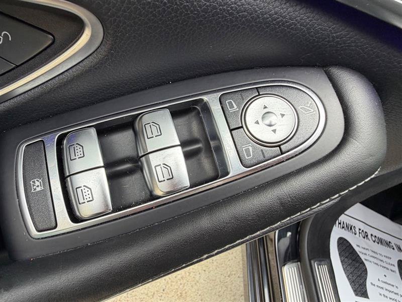 Used 2015 Mercedes-Benz S 550 4MATIC Sedan image 31