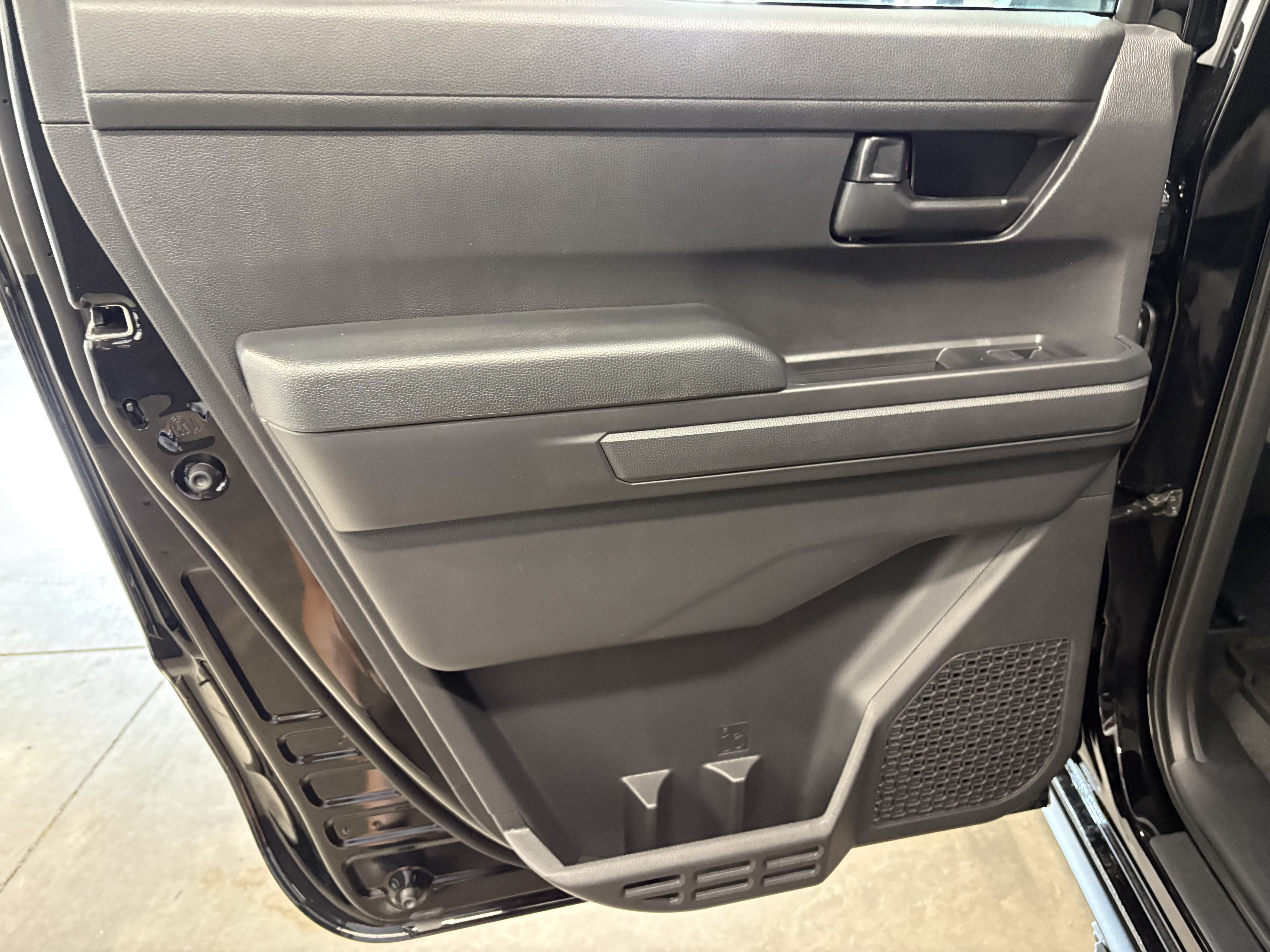 New 2026 Toyota Tacoma SR5 AWD/4WD image 9