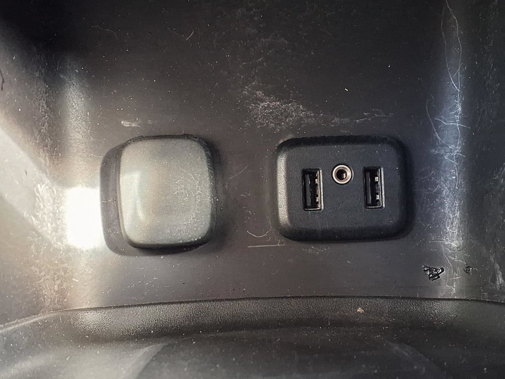 Used 2019 GMC Acadia SLT FWD image 7