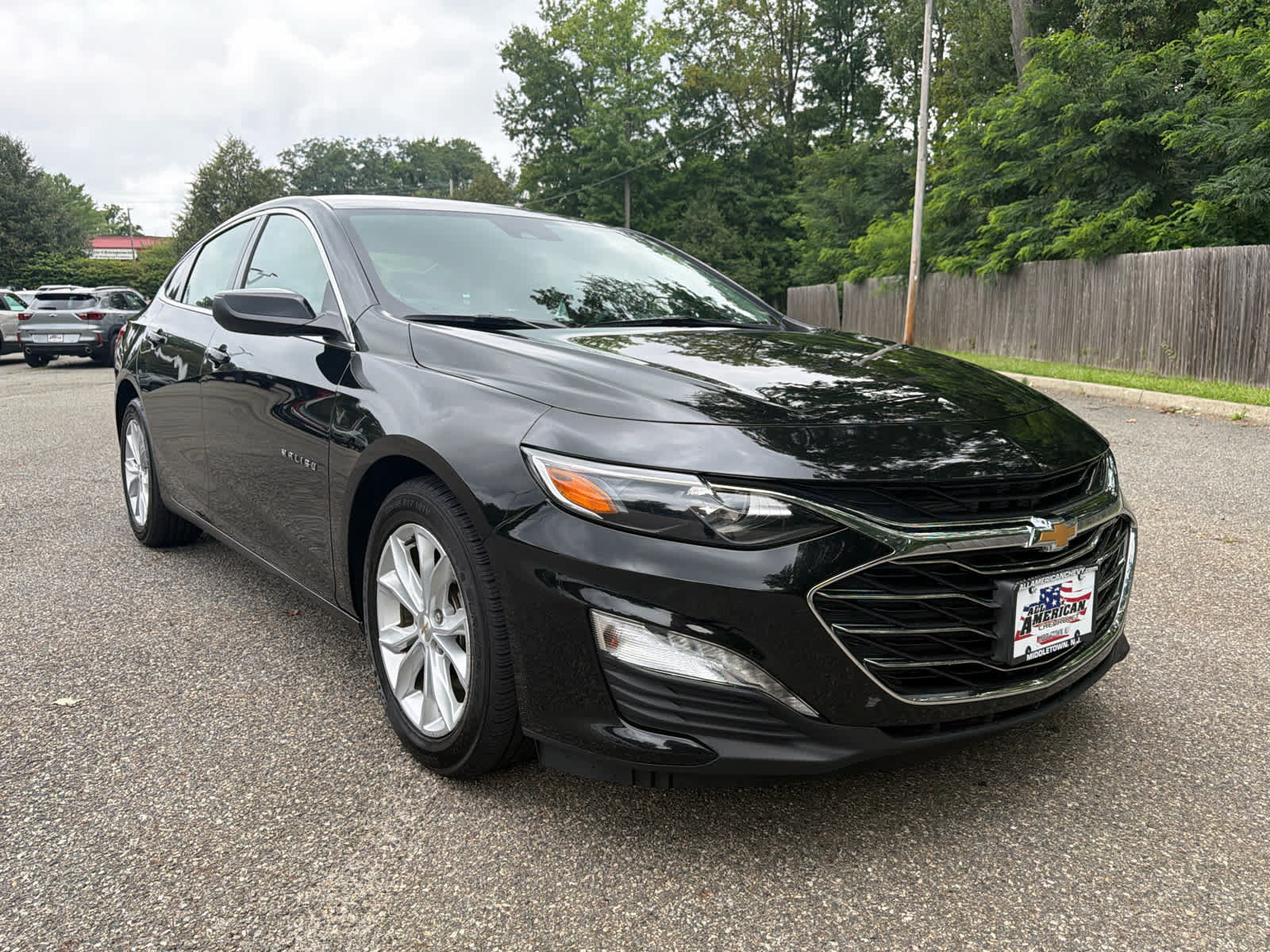 Used 2025 Chevrolet Malibu LT FWD image 3