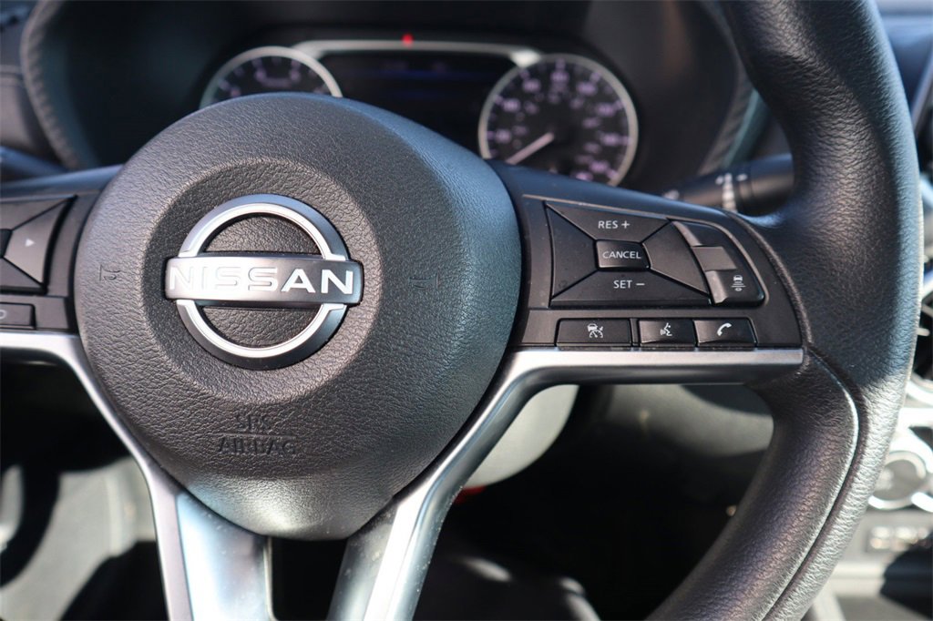 Certified 2025 Nissan Sentra SV image 21