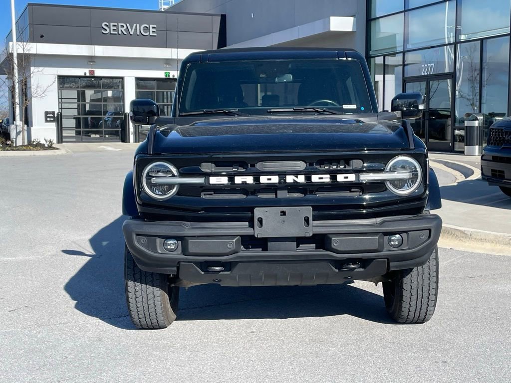 Used 2022 Ford Bronco Outer Banks image 2