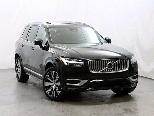 Used 2024 Volvo XC90 B5 Plus image 1
