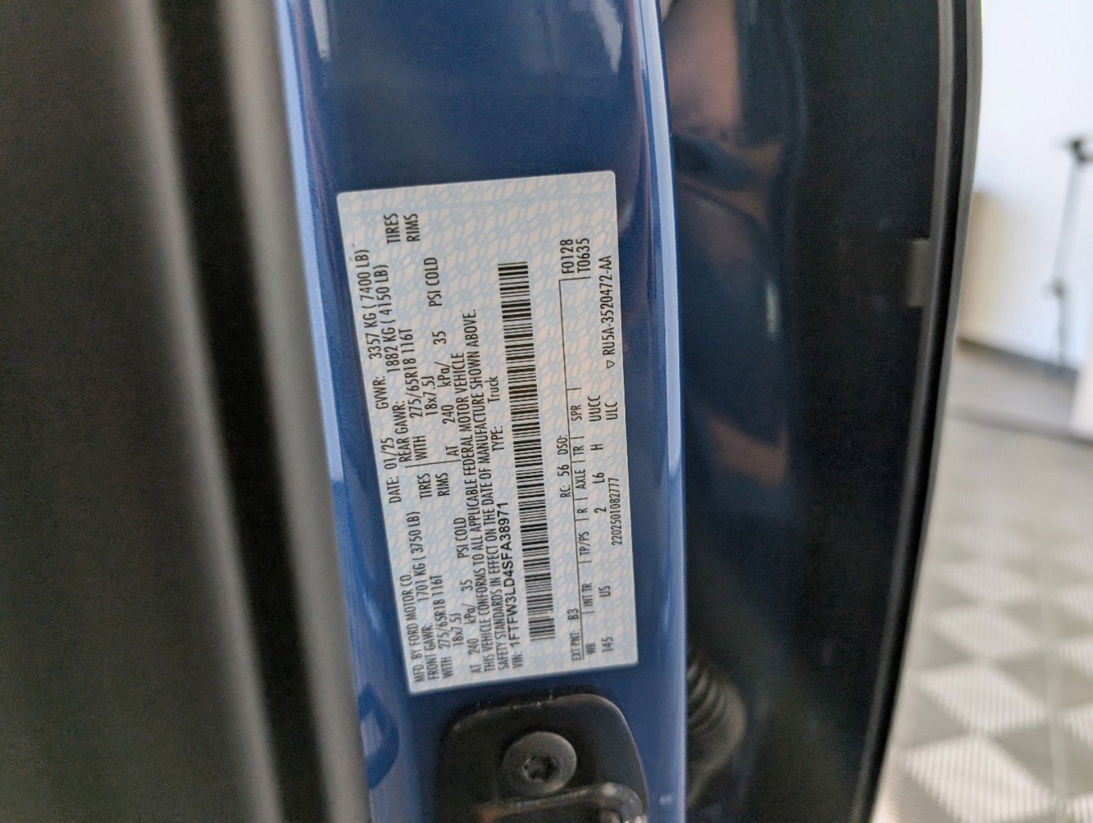 New 2025 Ford F150 XLT w/ Equipment Group 302A MID image 15