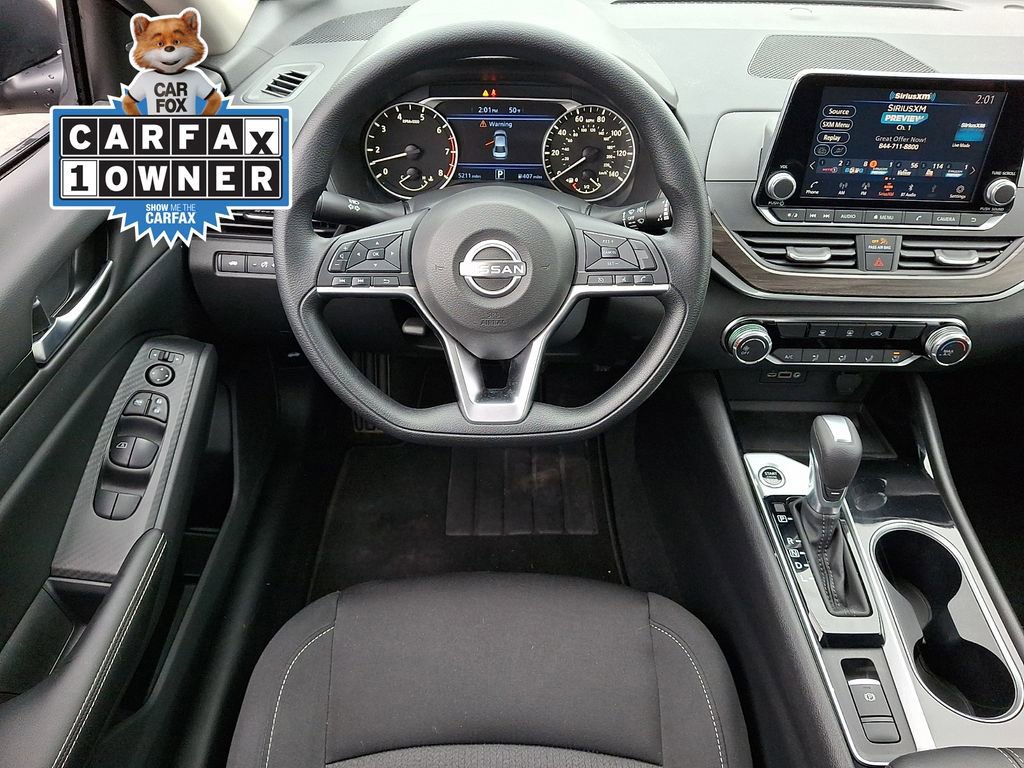 Used 2024 Nissan Altima 2.5 SV AWD/4WD image 2