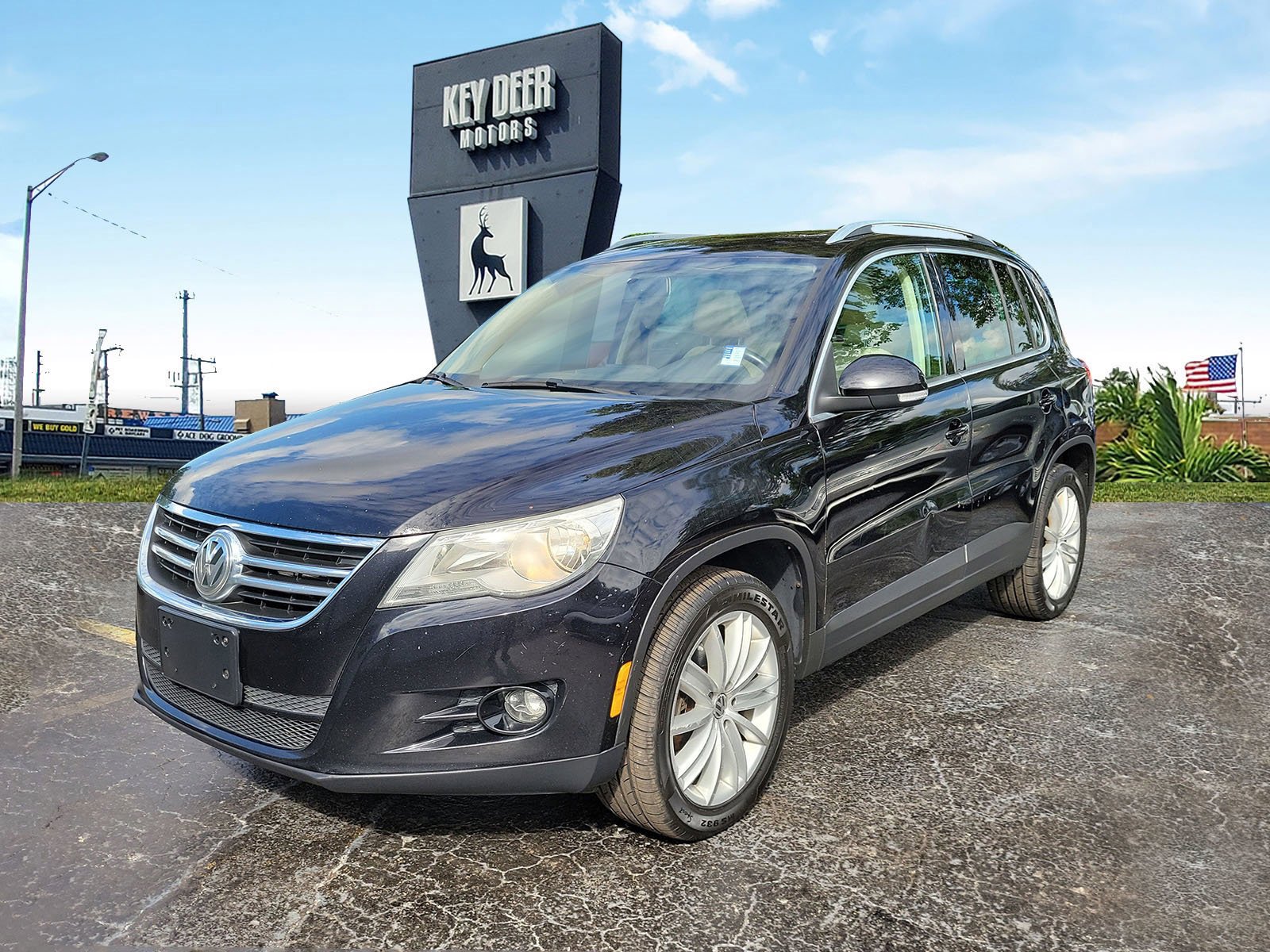 Used 2011 Volkswagen Tiguan SEL
