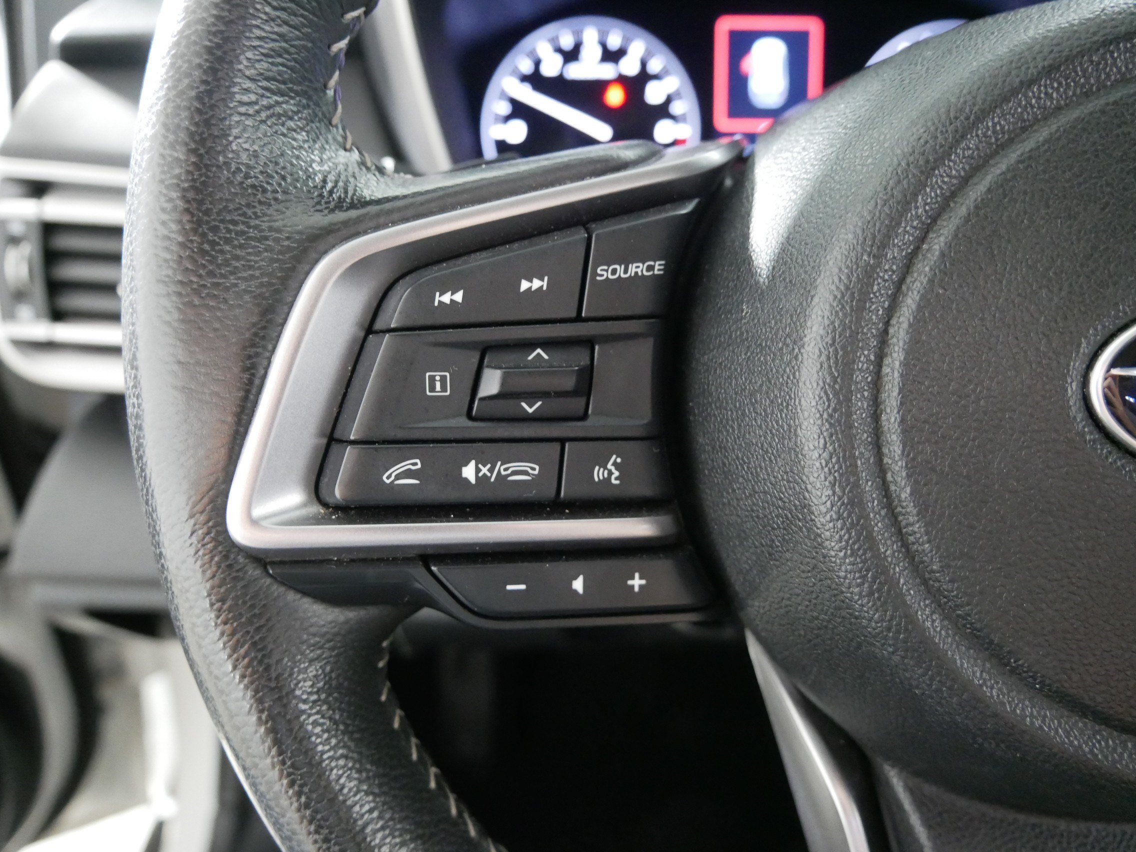 Used 2024 Subaru Outback Limited AWD/4WD image 27