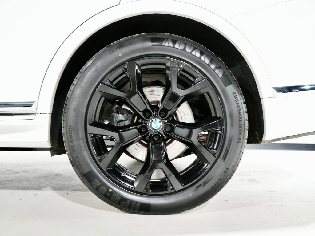 Used 2020 BMW X7 xDrive40i w/ Premium Package image 36