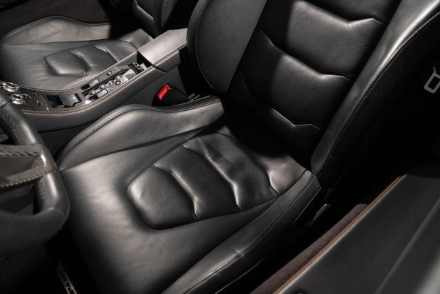 Used 2013 McLaren MP4-12C Spider RWD image 27