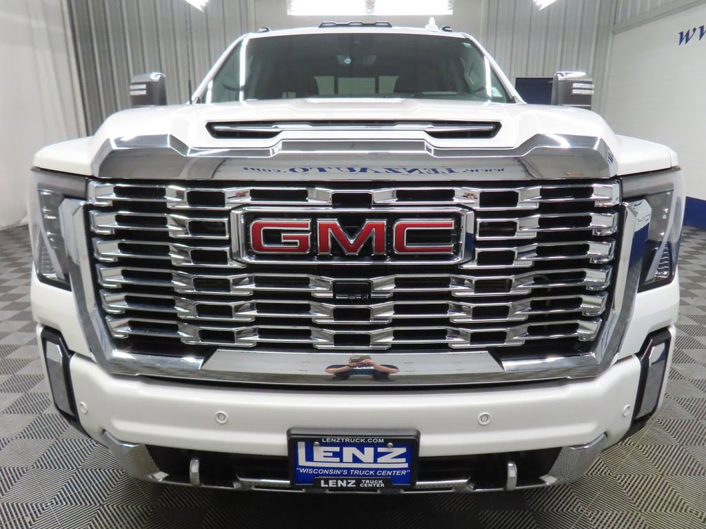 Used 2024 GMC Sierra 3500 Denali w/ Denali Reserve Package image 57