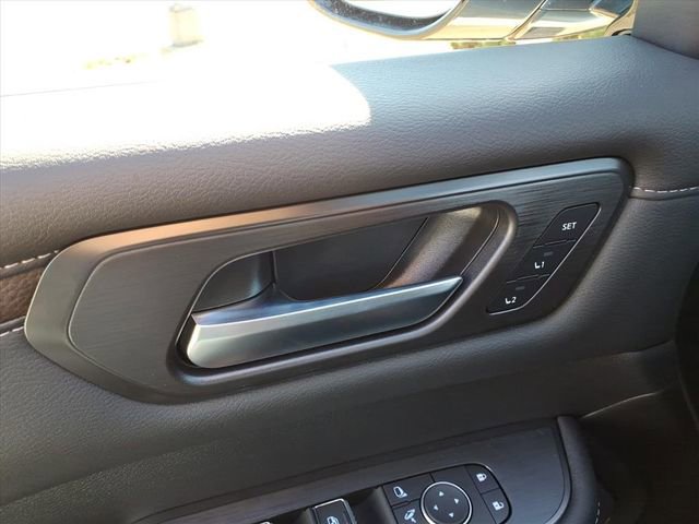 New 2026 Nissan Armada SL image 14