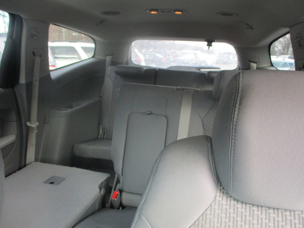 Used 2011 Chevrolet Traverse LS AWD/4WD image 11