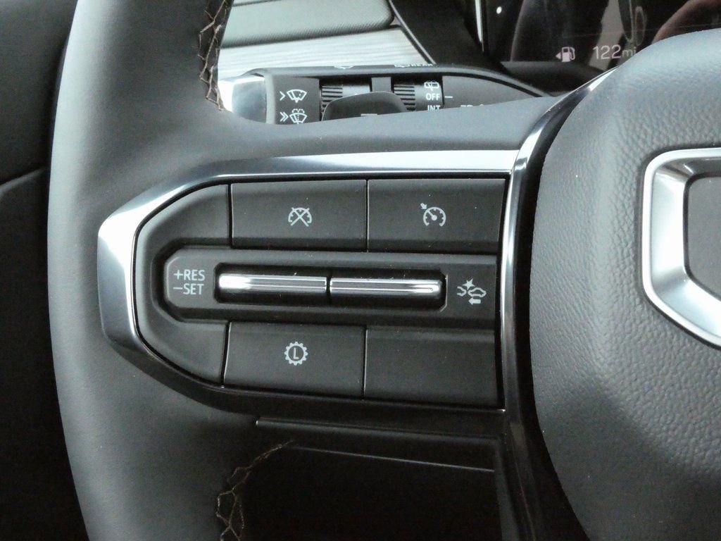 New 2025 GMC Acadia AT4 w/ Luxury Package AWD/4WD image 14