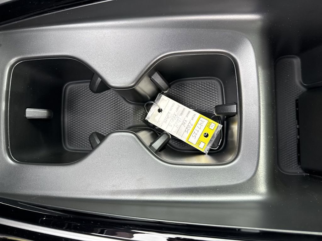 New 2025 Volkswagen ID.4 Pro S AWD/4WD image 37