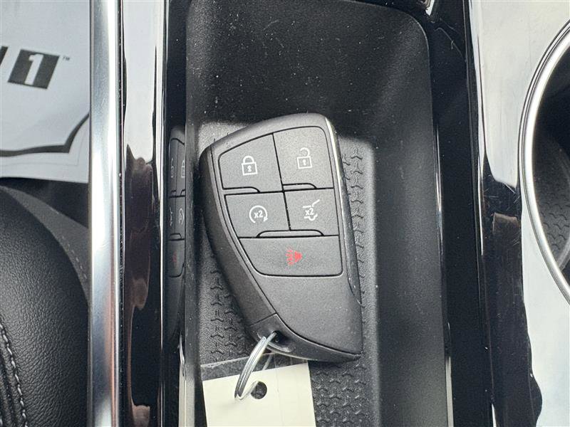 Used 2025 Chevrolet Equinox LT w/ Convenience Package II image 23