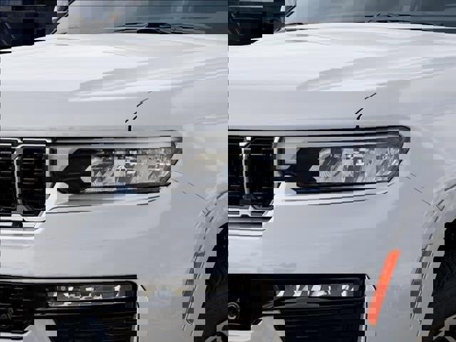 New 2026 Jeep Grand Cherokee Summit w/ Adv Protech Group IV image 18