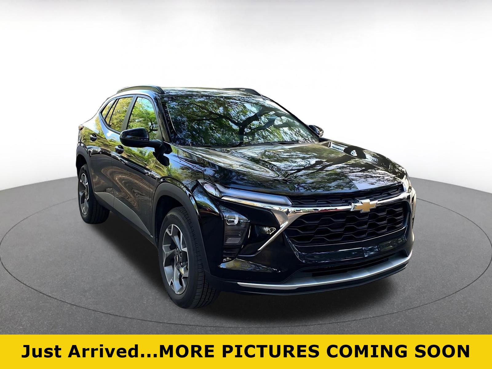 Used 2025 Chevrolet Trax LT w/ LT Convenience Package