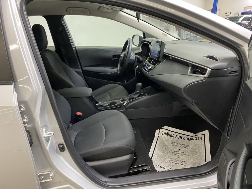 Used 2022 Toyota Corolla LE image 28