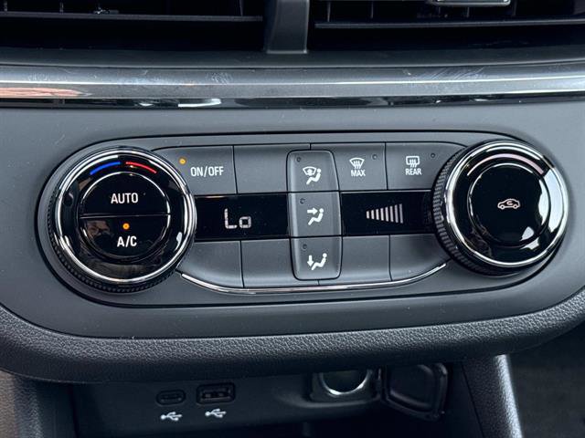 New 2026 Buick Envista Sport Touring FWD image 20