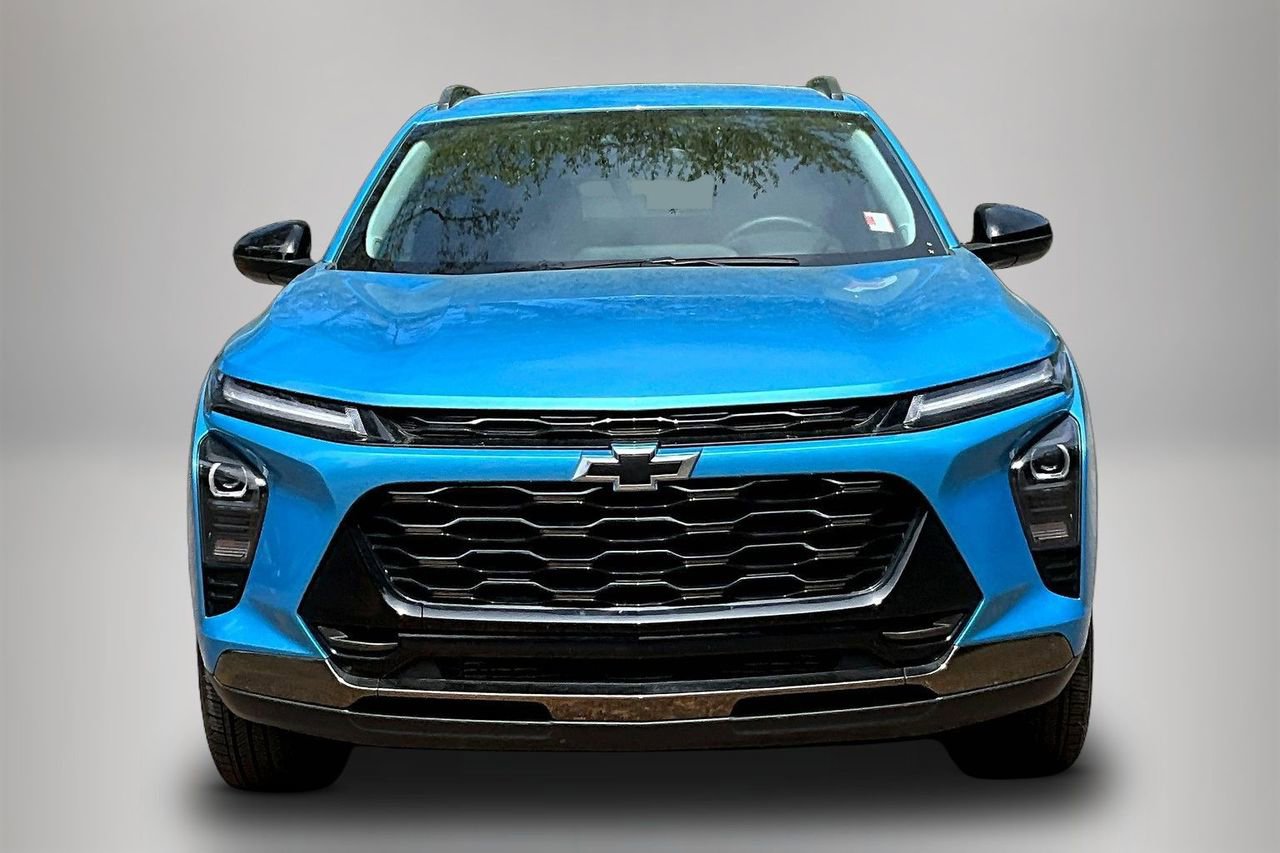 Used 2025 Chevrolet Trax ACTIV w/ Driver Confidence Package FWD image 3