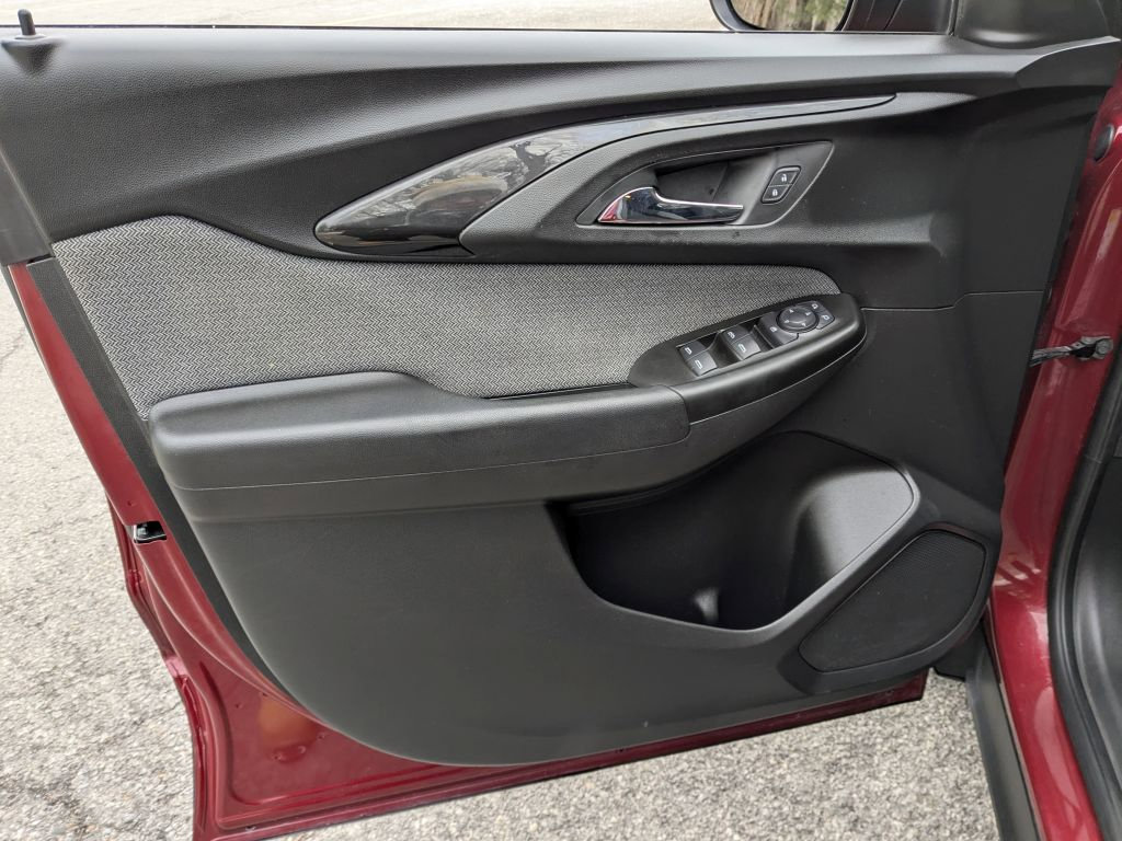 Certified 2021 Chevrolet TrailBlazer LT w/ Convenience Package image 9