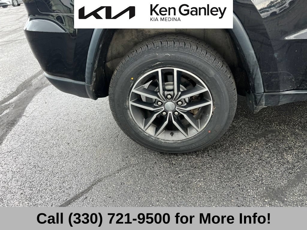 Used 2017 Jeep Grand Cherokee Limited AWD/4WD image 21