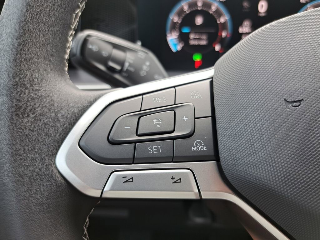 New 2026 Volkswagen Tiguan S FWD image 14