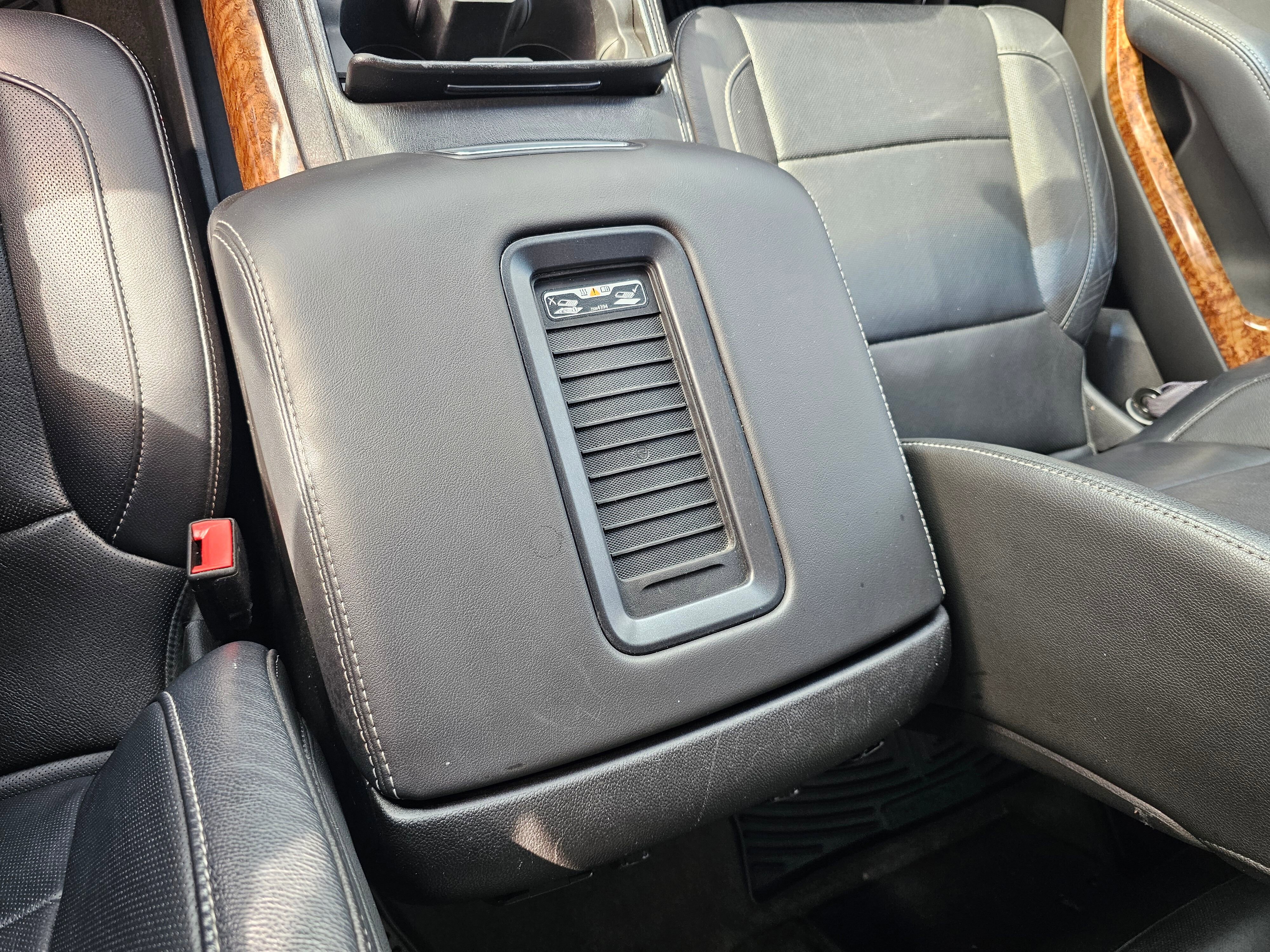 Used 2015 Chevrolet Tahoe LTZ AWD/4WD image 60