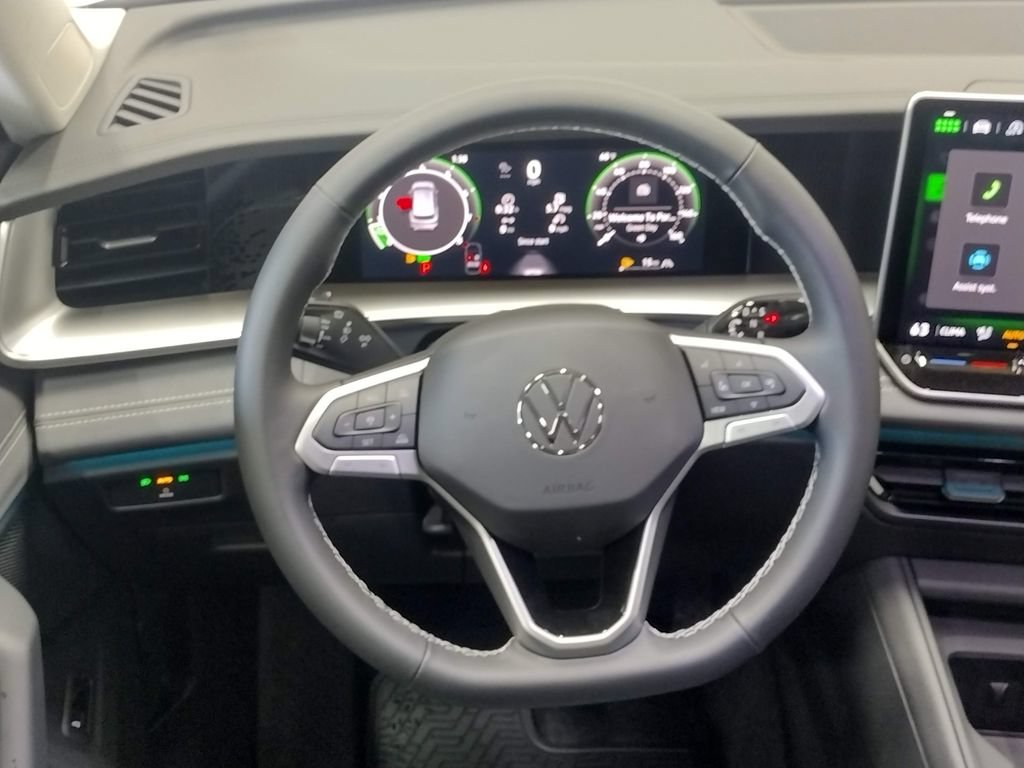 New 2026 Volkswagen Tiguan SE AWD/4WD image 33