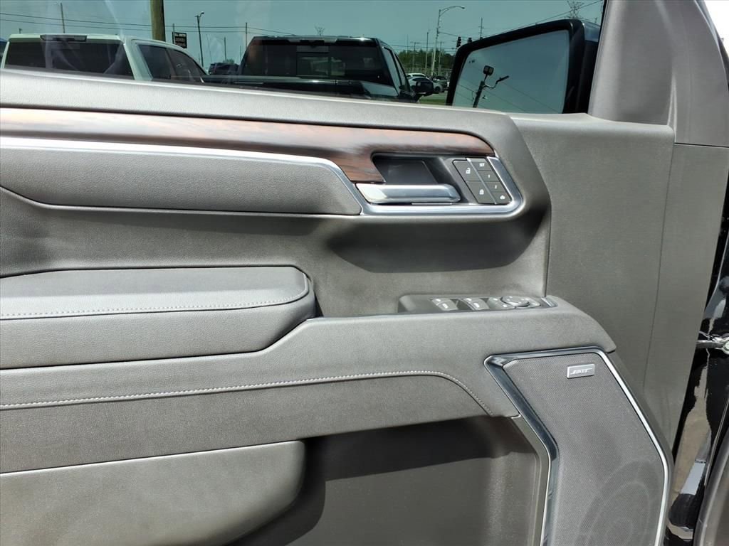 Used 2025 GMC Sierra 1500 SLT w/ SLT Premium Plus Package image 18