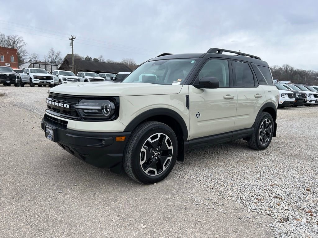 Used 2024 Ford Bronco Sport Outer Banks image 4