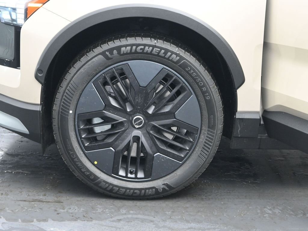 New 2026 Volvo EX30 Cross Country Ultra image 28