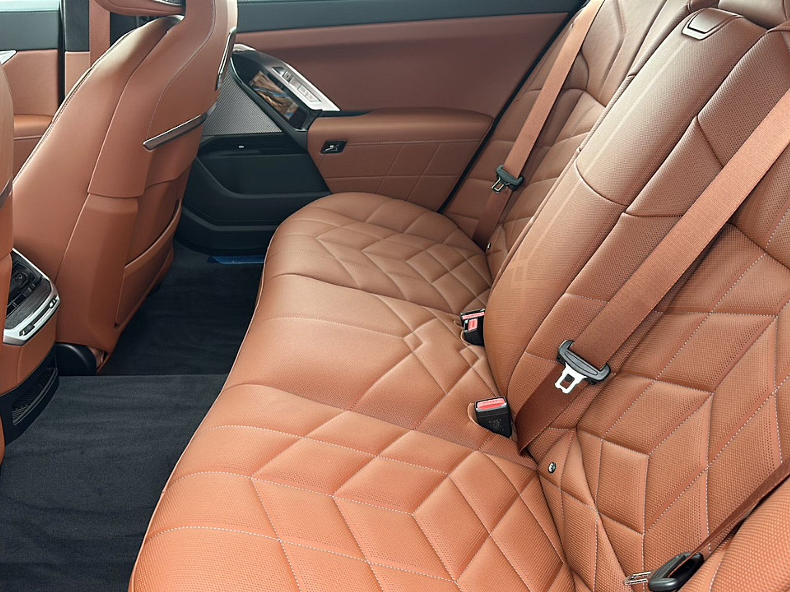 New 2025 BMW 760i xDrive w/ Executive Package image 15