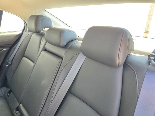 Certified 2025 MAZDA MAZDA3 s FWD image 10