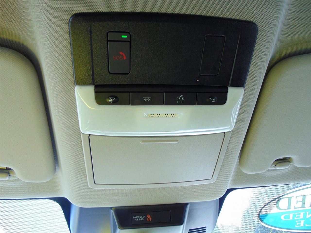 Used 2024 Nissan Rogue SV image 23