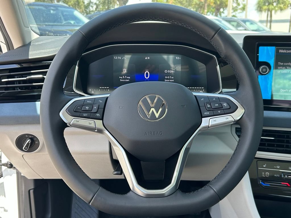New 2026 Volkswagen Jetta SE FWD image 19