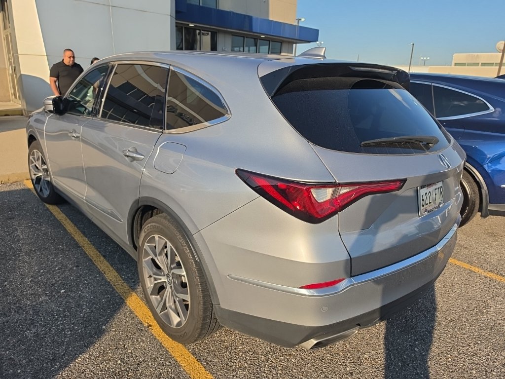 Certified 2023 Acura MDX w/ Technology Package FWD image 6