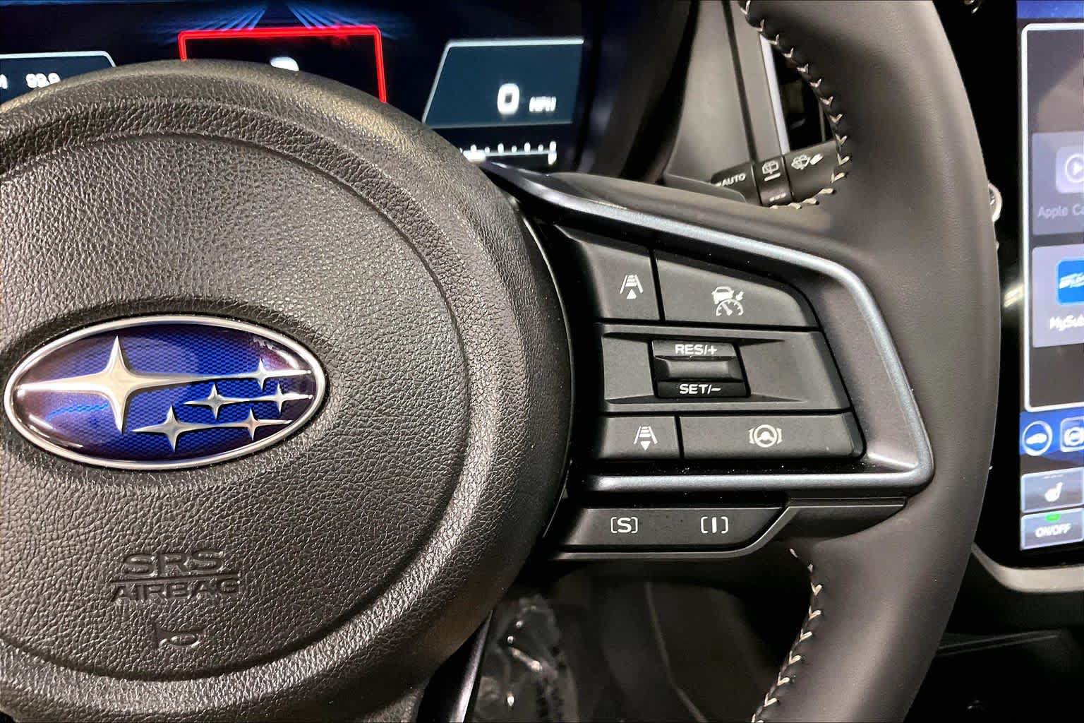 Used 2025 Subaru Forester Limited AWD/4WD image 25