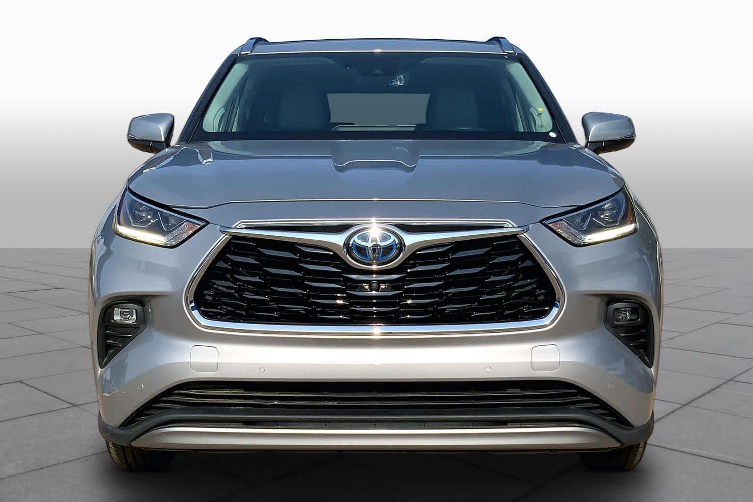 Used 2020 Toyota Highlander Platinum AWD/4WD image 9