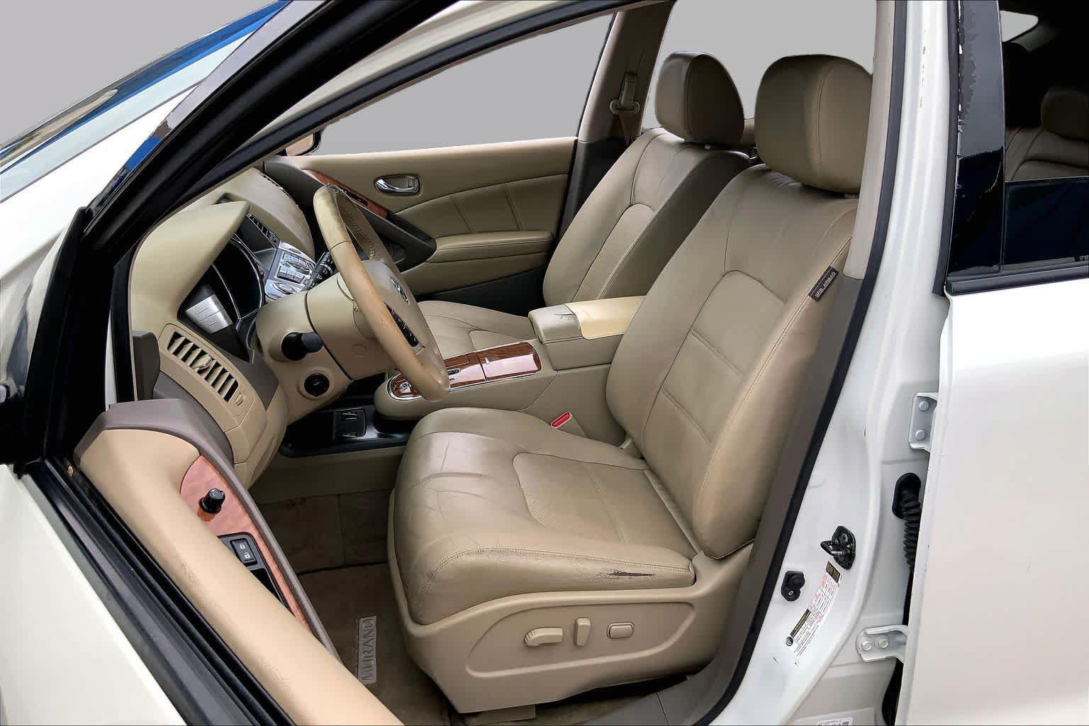 Used 2011 Nissan Murano LE w/ Navigation Pkg FWD image 7