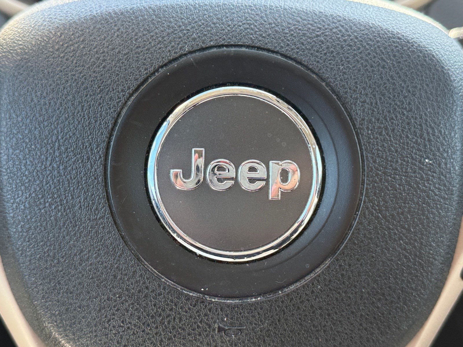 Used 2016 Jeep Cherokee Limited AWD/4WD image 22