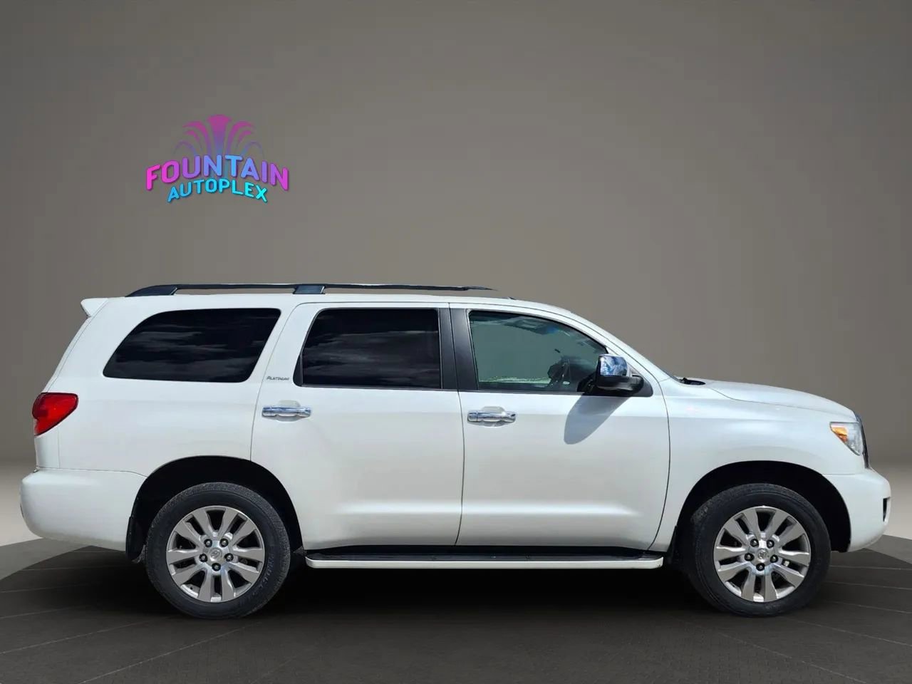 Used 2016 Toyota Sequoia Platinum AWD/4WD image 6