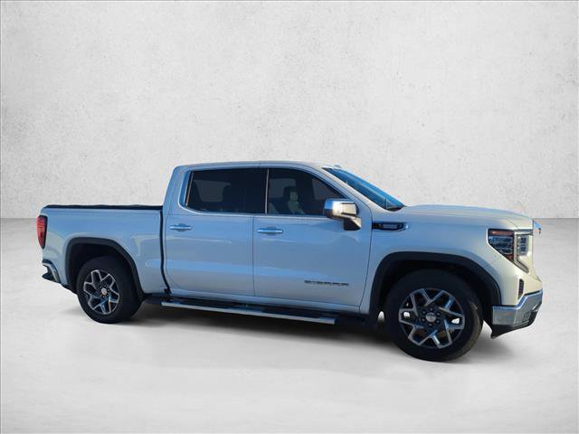Used 2023 GMC Sierra 1500 SLT w/ SLT Premium Package RWD image 4