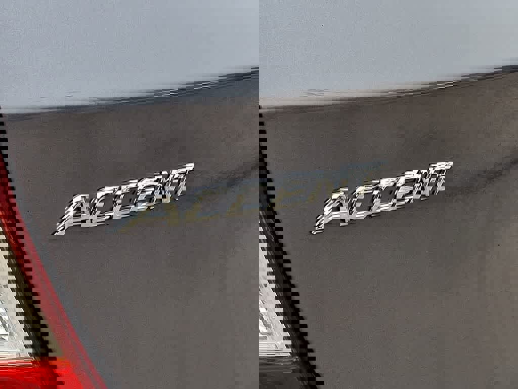 Used 2017 Hyundai Accent SE image 29