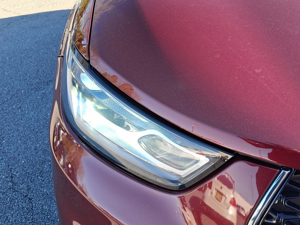 Certified 2023 Chrysler Pacifica Touring-L image 8