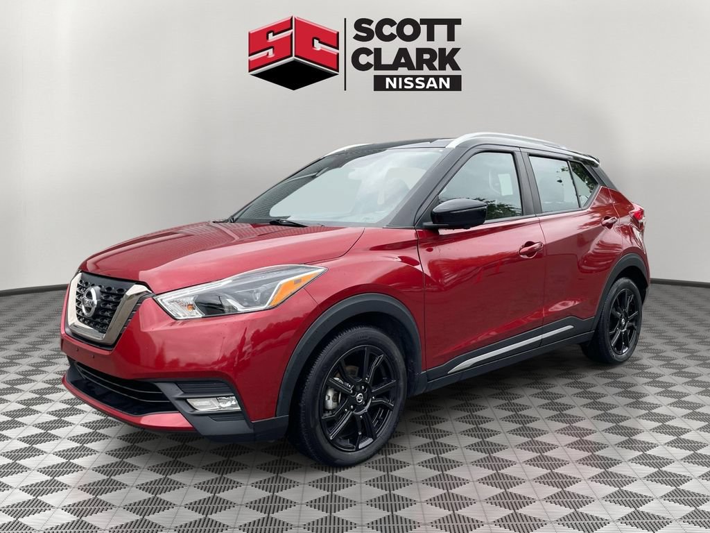 Used 2019 Nissan Kicks SR w/ SR Premium Package FWD image 3