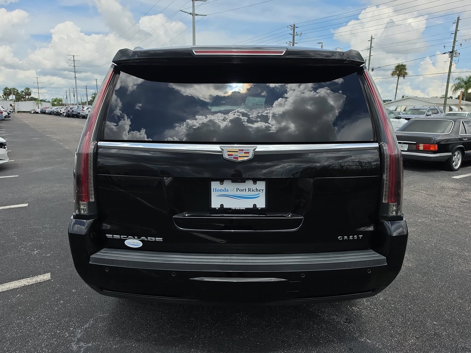 Used 2020 Cadillac Escalade Premium Luxury AWD/4WD image 5