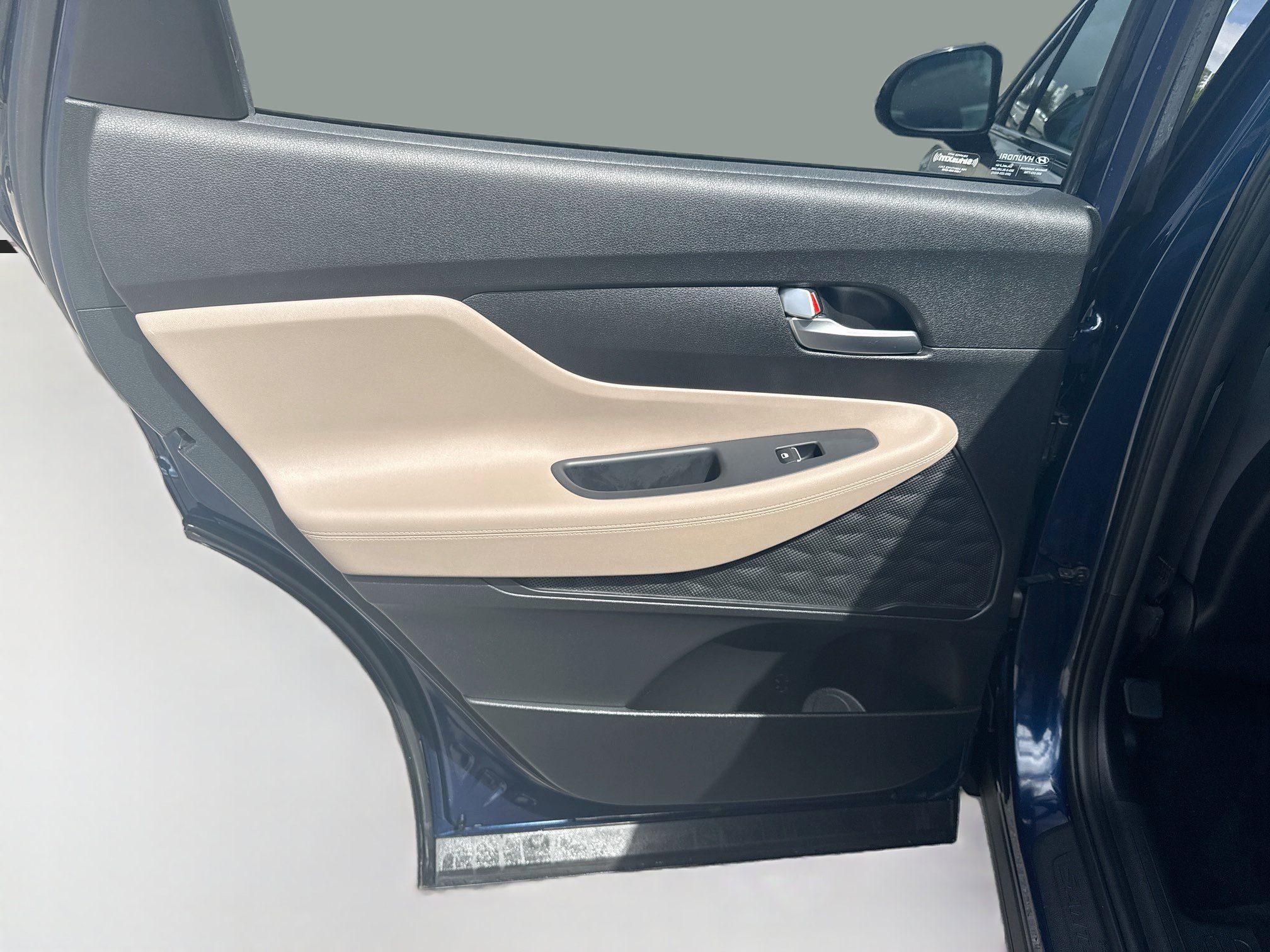 Used 2023 Hyundai Santa Fe SEL FWD image 23